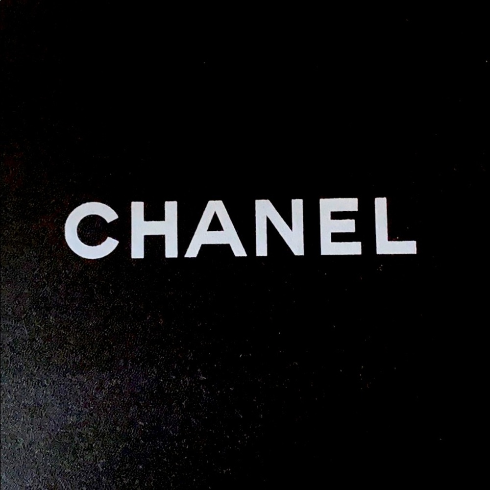 Chanel Black cowhide Sneaker